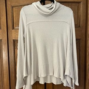 Knox Rose Small Sweater